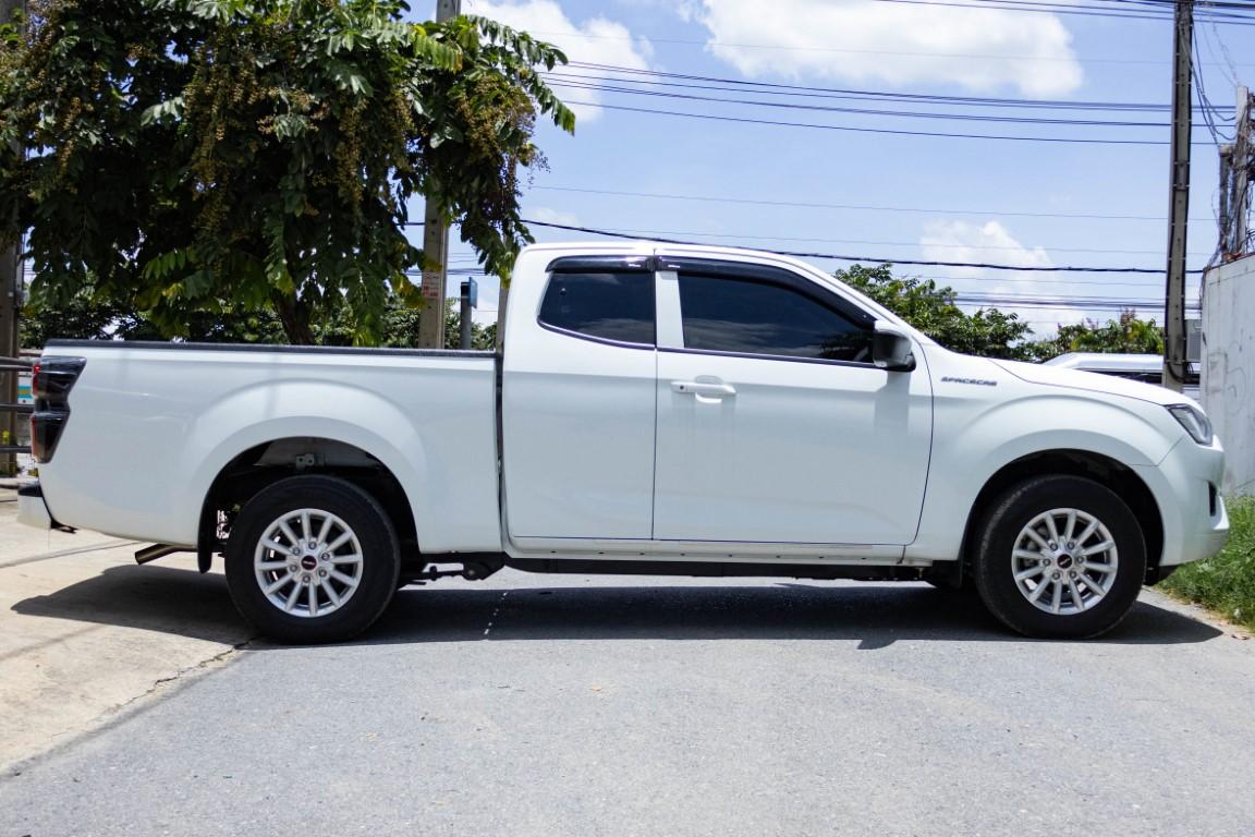 Isuzu Dmax Spacecab 1.9 L DA M/T 2023 *RK1964*